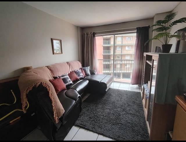 3 BEDROOM APARTMENT FOR SALE IN DIE HOEWES